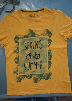 T-shirt uomo con stampa, marque: Kiabi, état: Très bon état, taille: S, 2,30 €, 3,12 € Protection acheteurs incluse