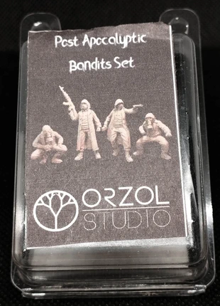 lot de 4 figurines Bandits Post Apocalyptic, marke: Orzol, zustand: Neu, mit Etikett, 10,00 €, 11,20 € inklusive Vinted-Käuferschutz