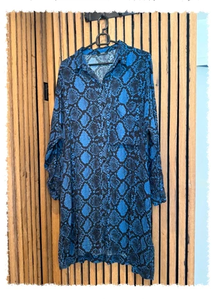 Parfois oversized blousejurk slangenprint paars maat M Uitverkoop Uitverkoop !, marca: Parfois, estado: Muito bom, tamanho: M / 38 / 10, €7.50, €8.58 inclui Proteção do Comprador