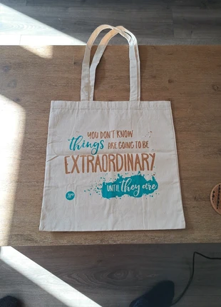 Bookish tote bag with quotes on both sides., état: Neuf sans étiquette, 4,99 €, 5,94 € Protection acheteurs incluse