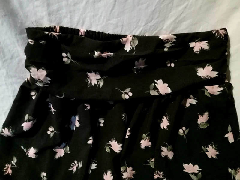New York & Co.  Black Floral mini lined skirt small 2