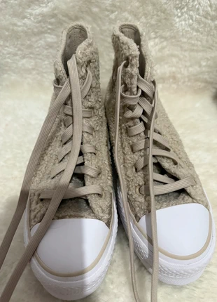 Brand New Chuck Taylor Beige Teddy Bear Fleece-Lined Converse UK 3.5 – Super Cozy!, brand: Converse, condition: New without tags, size: 3.5, £20.00, £21.70 includes Buyer Protection