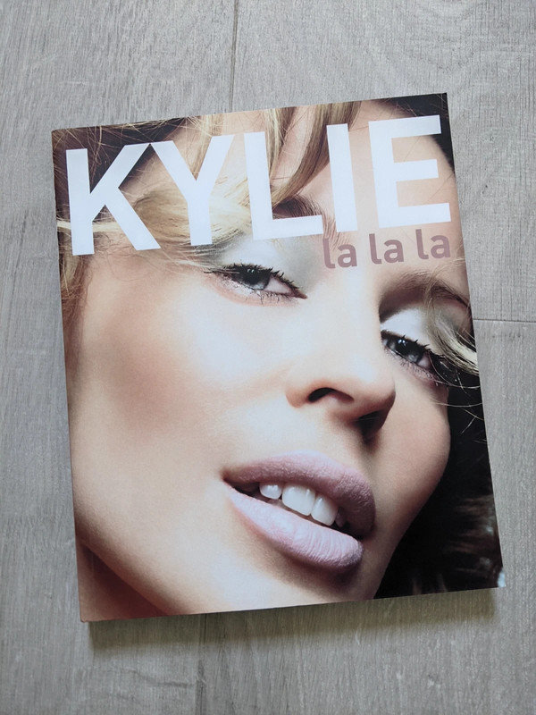 Biography Kylie: La La La - photos Kylie Minogue  1