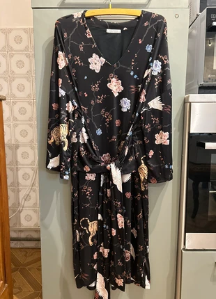 Vestito con stampa, brand: Zara, condizioni: Nuovo senza cartellino, taglia: S / IT 40 / EU 36, €3.00, €3.85 include la Protezione acquisti