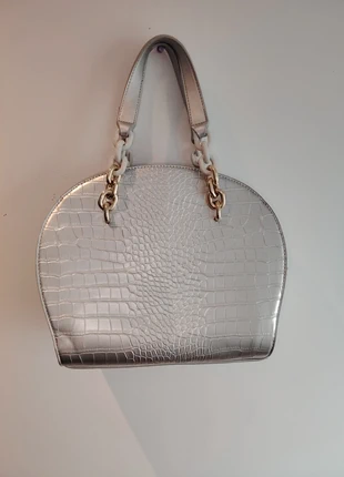 Sac à main argenté effet croco, marke: Tommaso Edison, zustand: Sehr gut, 5,00 €, 5,95 € inklusive Vinted-Käuferschutz