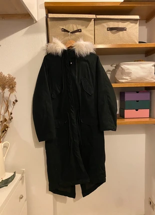 Parka negro Collusion, marke: Collusion, zustand: Sehr gut, größe: S / 36 / 8, 15,00 €, 16,45 € inklusive Vinted-Käuferschutz