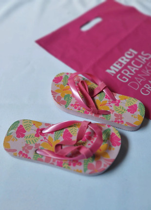 Tong fille 25/26 Rose & multicolore, zustand: Sehr gut, größe: 26, 4,00 €, 4,90 € beinhaltet Vinted-Käuferschutz Pro