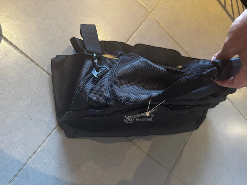 Sac de voyage - 3M Science / Applied to Life / Refinishing & Redefine - Noir & rouge - Neuf - photo numéro 5