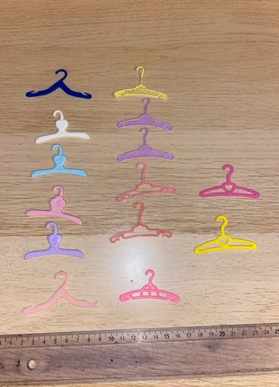 Accessoires poupée mannequin Barbie cintre sindy, marque: Sindy, état: Très bon état, taille: Taille unique, 2,00 €, 2,80 € Protection acheteurs incluse