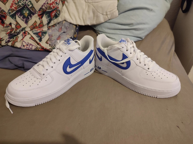 WeiB Blaue Nike Air Force 1 07