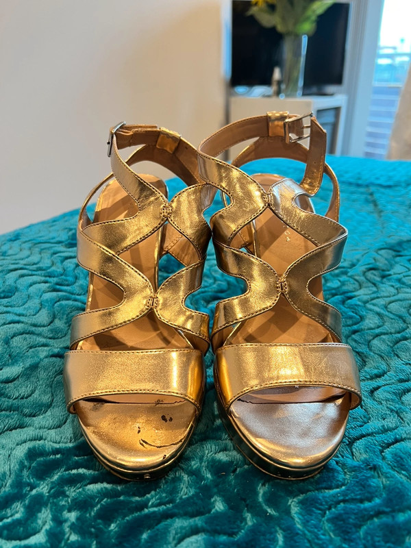 Rose gold sales mid heel sandals