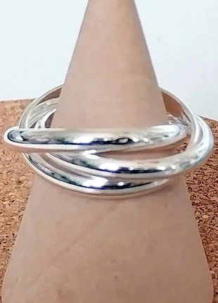 Bague 3 anneaux argent, marke: Argent, zustand: Sehr gut, größe: 56.9 mm / 18.1 mm Ø, 15,00 €, 16,45 € inklusive Vinted-Käuferschutz