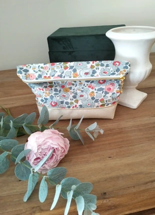 Trousse de toilette liberty , brand: Fait Main, condizioni: Nuovo senza cartellino, €18.00, €19.60 include la Protezione acquisti