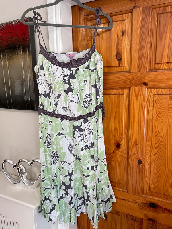 Ladies 18 Monsoon Summer Dress fully lined - an absolute delight to ...
