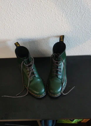 Boots 1460 en cuir smooth à lacet verte, marca: Dr. Martens, estado: Bom, tamanho: 39, €65.00, €68.95 inclui Proteção do Comprador