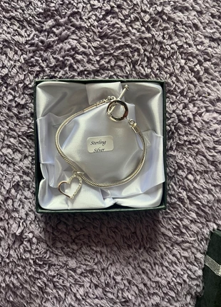 Silver t-bar bracelet, brand: not known, condition: Very good, £10.00, £11.20 includes Buyer Protection