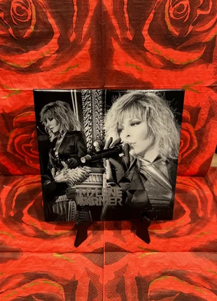 Carrelage Mylène Farmer, condition: Very good, €6.00, €7.00 includes Buyer Protection