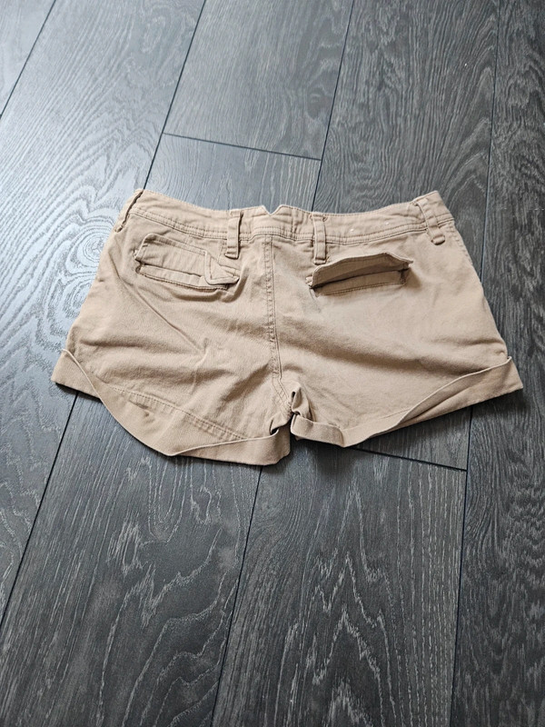 Op khaki short 2