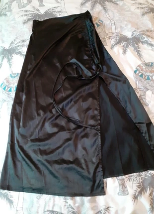 falda larga abierta, marke: Shein, zustand: Sehr gut, größe: XS / 34 / 6, 3,00 €, 3,85 € inklusive Vinted-Käuferschutz