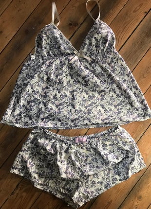 Pyjama satin, merk: New Look, staat: Heel goed, maat: L / 40 / 12, € 6,00, € 7,00 inclusief Kopersbescherming