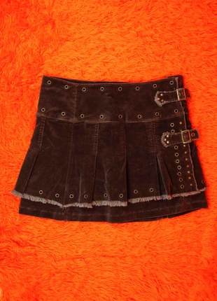 Mini jupe plissée évasée taille basse en velours cotelé marron sangles clous rivets y2k rock vintage, brand: y2k, condition: Very good, size: XL / 42 / 14, €20.00, €21.70 includes Buyer Protection Pro