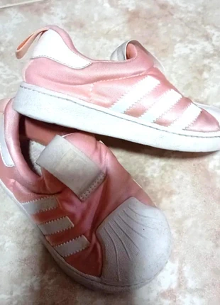 Sapatilhas - 24, marca: adidas, estado: Bom, tamanho: 24, €4.50, €5.43 inclui Proteção do Comprador