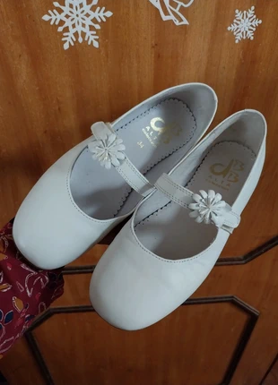 Zapatos fiesta o comunión , marca: dBb, estado: Muito bom, tamanho: 34, €13.00, €14.35 inclui Proteção do Comprador