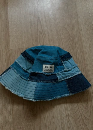 bucket hat UO, merk: Urban Outfitters, staat: Heel goed, maat: Universele maat, € 3,00, € 3,85 inclusief Kopersbescherming