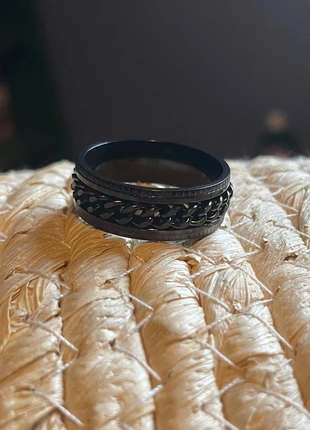 Bague rotative noire, zustand: Neu, größe: 62.2 mm / 19.8 mm Ø, 7,00 €, 8,05 € inklusive Vinted-Käuferschutz