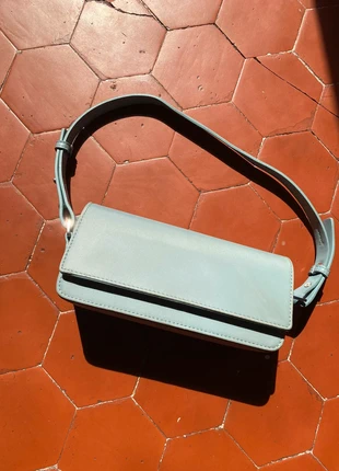 Sac à épaule bleu pastel , marke: NA-KD, zustand: Sehr gut, 10,00 €, 11,20 € inklusive Vinted-Käuferschutz