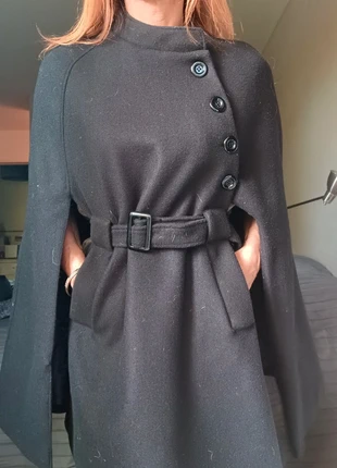 Poncho/cape noir en laine, marque: Shein, état: Très bon état, taille: M / 38 / 10, 15,00 €, 16,45 € Protection acheteurs incluse