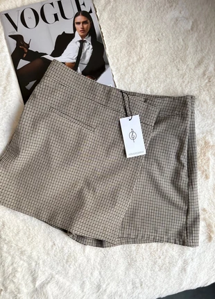 Beige checked highrise skorts plaid mini wrap skirt Stradivarius, marque: Stradivarius, état: Neuf avec étiquette, taille: M / 38 / 10, 21,99 €, 23,79 € Protection acheteurs incluse