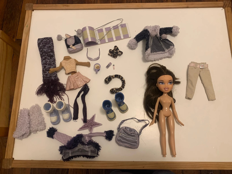 Bratz Wintertime Wonderland Dana Doll - Near Complete 