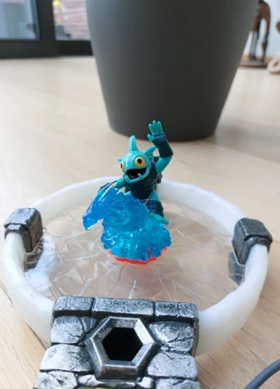 Figurine skylanders Tidal Wave Gill Grunt, marque: Skylanders, état: Très bon état, 3,00 €, 3,85 € Protection acheteurs incluse