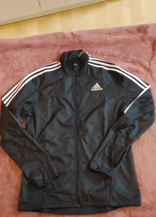 Kurtka wiatrowa męska Adidas , merk: adidas, staat: Nieuw met prijskaartje, maat: M, € 25,00, € 26,95 inclusief Kopersbescherming