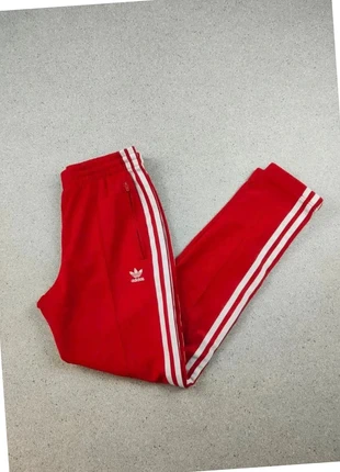 Pantalon de survêtement Adidas 3 bandes | Rouge vif bandes blanches | Taille XS Femme, brand: adidas, condition: Good, size: XS / 34 / 6, €12.00, €13.30 includes Buyer Protection Pro