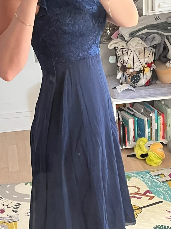 Robe bleue dentelle - photo numéro 7