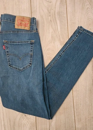 Jeans Levis slim 512 FR38 W28 L32 bleu marine #64, marque: Levi's, état: Très bon état, taille: W28 | FR 38, 19,90 €, 21,60 € Protection acheteurs incluse