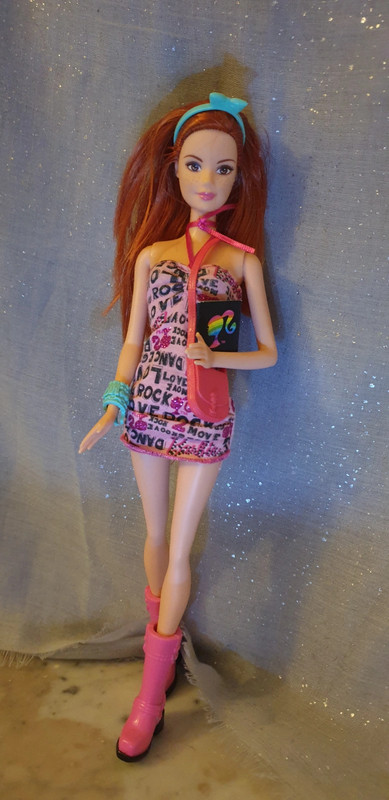 Poupée Barbie rousse
