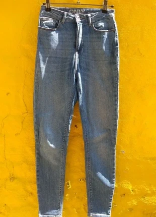 ONLY skinny jeans – size S (27/32), merk: ONLY, staat: Goed, maat: S / 36 / 8, € 8,00, € 9,10 inclusief Kopersbescherming