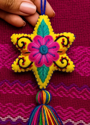 Hand-Embroidered Wool Star Ornament – Unique Gift from Peru, marque: Les Pépites de Luline, état: Neuf sans étiquette, 35,00 €, 37,45 € Protection acheteurs incluse