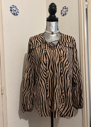 Chemise chic, marke: Vintage Dressing, zustand: Gut, größe: XL / 42 / 14, 5,00 €, 5,95 € beinhaltet Vinted-Käuferschutz Pro