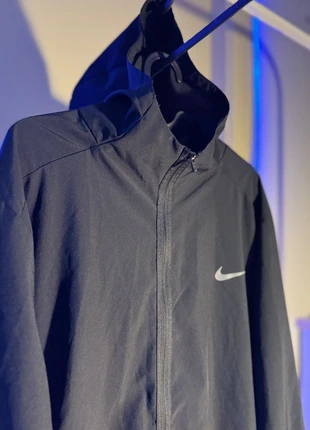 Nike Lightweight Black Windbreaker, brand: Nike, condition: Very good, size: XXL, €39.99, €42.69 includes Buyer Protection