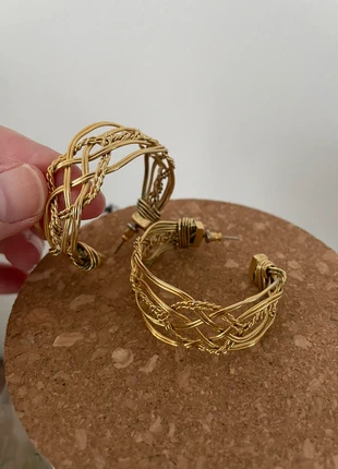 Boucles d’oreilles dorées, marque: Vintage Dressing, état: Très bon état, 8,00 €, 9,10 € Protection acheteurs incluse