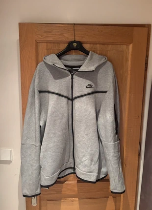 Veste Nike Tech Fleece Gris, marque: Nike, état: Neuf sans étiquette, taille: XL, 42,99 €, 45,84 € Protection acheteurs incluse