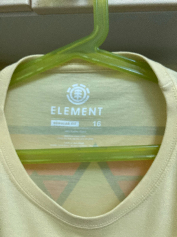 Camiseta element 4