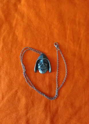 Collana Darth Vader, brand: Star Wars, condizioni: Ottime, €3.99, €4.89 include la Protezione acquisti