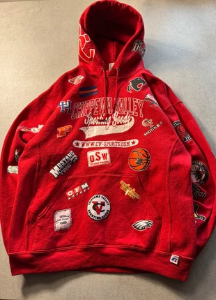 Sweat Crewnek Russel Athletic USA vintage rouge – Taille L Oversize (Unisexe), marke: Russel Athletic, zustand: Sehr gut, größe: L, 25,00 €, 26,95 € beinhaltet Vinted-Käuferschutz Pro