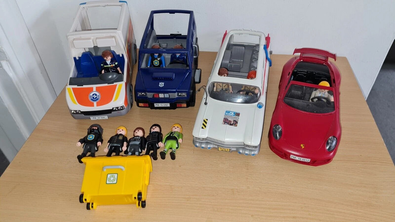 Playmobil Ghost Busters Police Van Porsche Carrea Ambulance Figures Playset