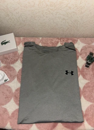 T-shirt  Under Armour très bon état taille 2XL, brand: Under Armour, condition: Very good, size: XXL, €15.00, €16.45 includes Buyer Protection